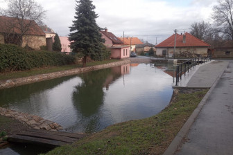 Rekonstrukce rybníčku, Křesetice 2023